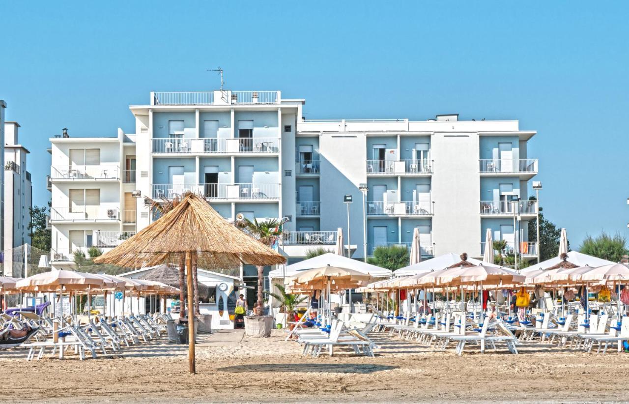 Hotel Continental Σενιγκάλια Εξωτερικό φωτογραφία
