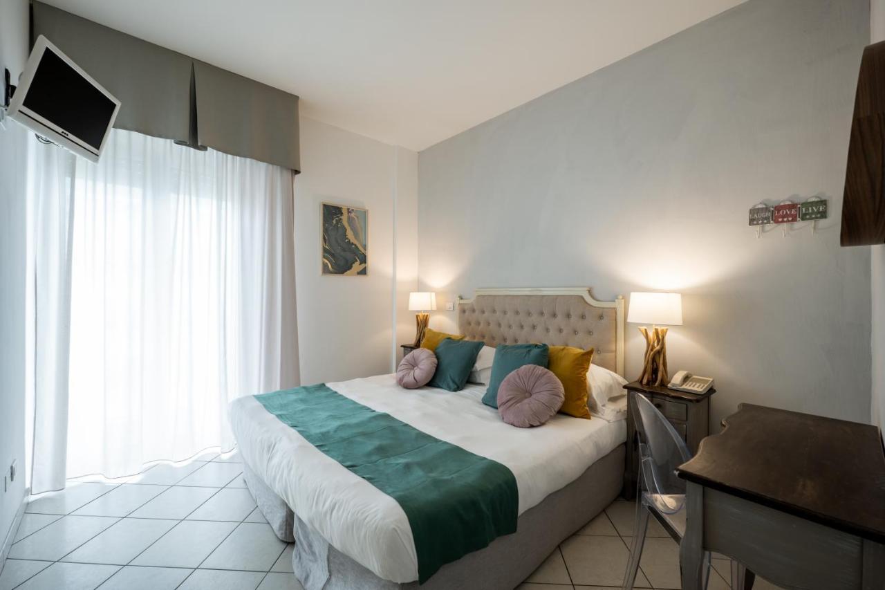 Hotel Continental Σενιγκάλια Εξωτερικό φωτογραφία