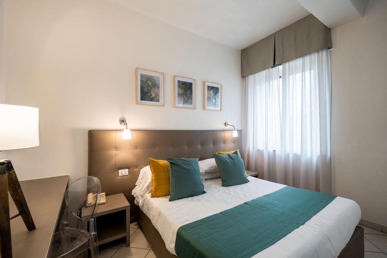 Hotel Continental Σενιγκάλια Εξωτερικό φωτογραφία