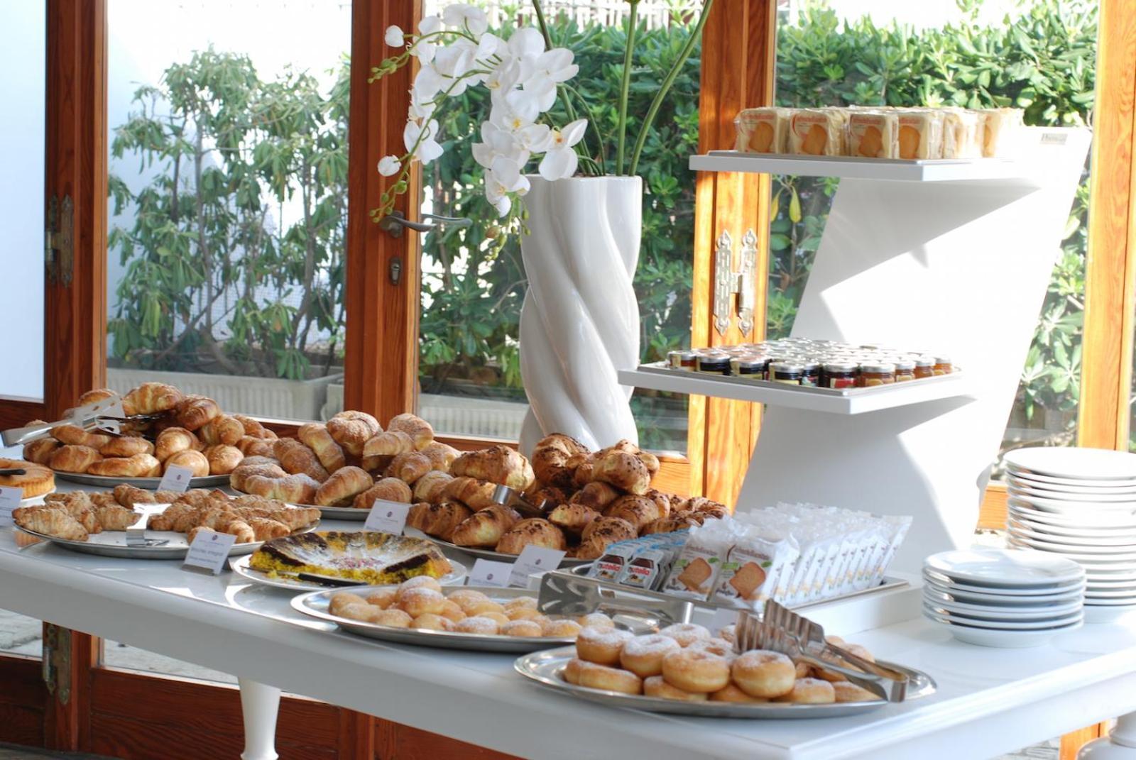 Hotel Continental Σενιγκάλια Εξωτερικό φωτογραφία