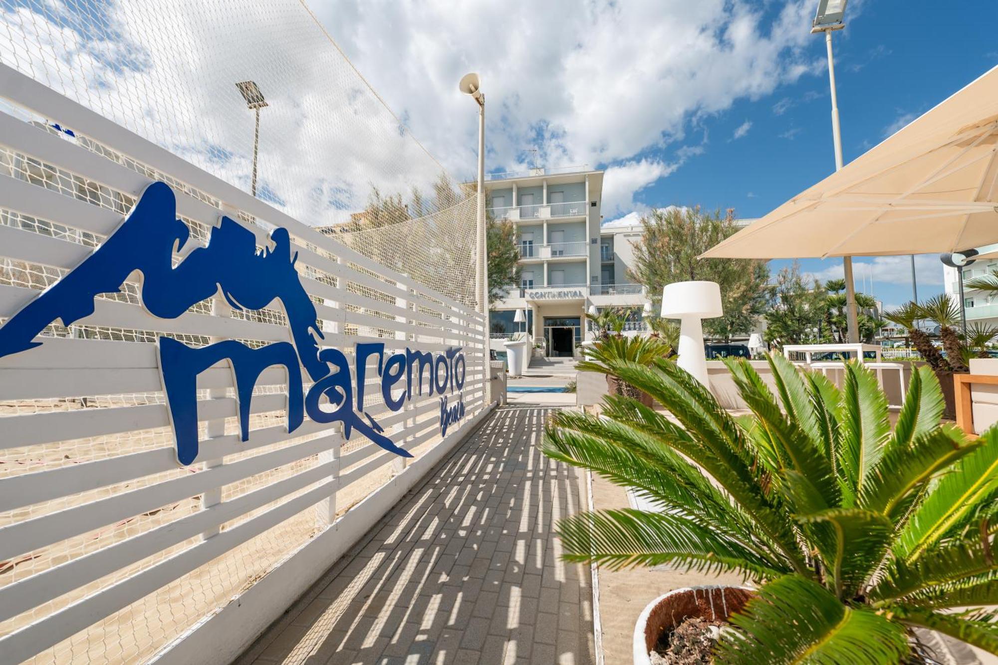 Hotel Continental Σενιγκάλια Εξωτερικό φωτογραφία