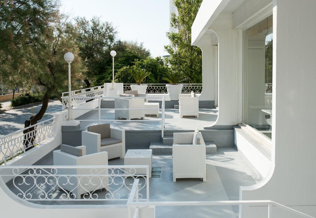 Hotel Continental Σενιγκάλια Εξωτερικό φωτογραφία